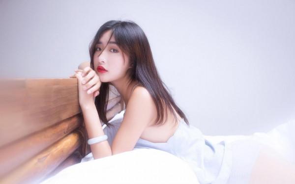 8種減少唇紋美白潤唇的小技巧