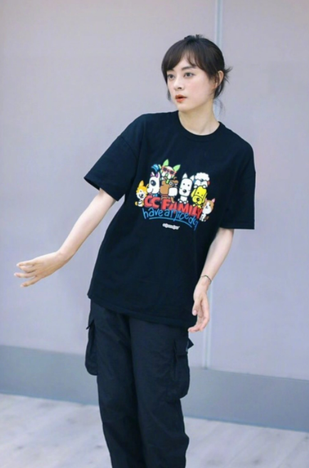 39歲孫儷,活力滿滿,身材如少女,瑜伽練起來,你也可以像她一樣 39歲孫儷,活力滿滿,身材如少女,瑜伽練起來,你也可以像她一樣