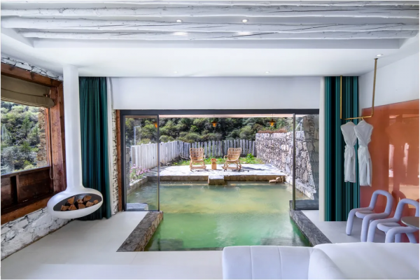 臥看雪山、室內泡湯，丁真家鄉這家民宿堪稱2021年收官王炸之作