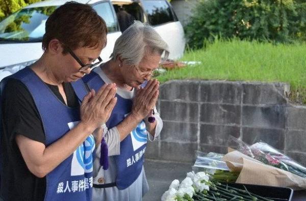 日本男子為小三涉嫌縱火殺害妻兒四人,17年來卻因證據不足坐享鉅額保險金…… 日本男子為小三涉嫌縱火殺害妻兒四人,17年來卻因證據不足坐享鉅額保險金……