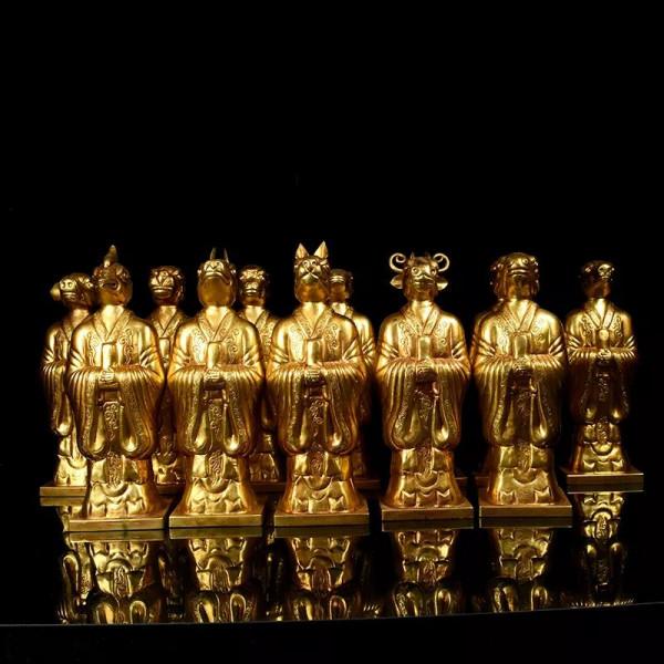 唐代鏨刻銅鎏金