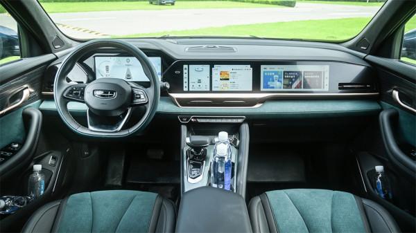 15萬的吉利星越L,真能開出30萬質感? 15萬的吉利星越L,真能開出30萬質感?