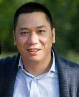 “小燕子”背後的男人 “小燕子”背後的男人