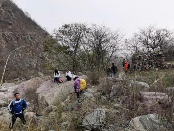 徒步白雲寺渡槽一一絕壁大梯一一上白雲一一白雲寺 徒步白雲寺渡槽一一絕壁大梯一一上白雲一一白雲寺