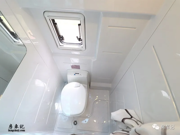 30萬級別的B型房車！宇通B311房車，會不會俘獲你的心扉？