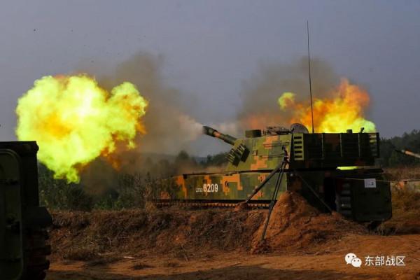 榴炮開火!從黑夜打到白天 榴炮開火!從黑夜打到白天