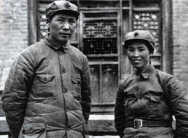 1940年賀子珍妹妹吞金，做手術沒有家屬負責，毛澤東：我來簽字吧