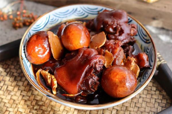 買豬蹄，你能分清&OpenCurlyDoubleQuote;前蹄&rdquo;和&OpenCurlyDoubleQuote;後蹄&rdquo;嗎？4個區別很明顯，別買錯