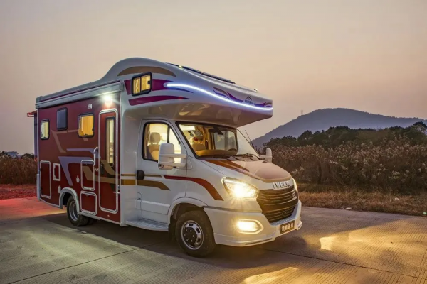 凱歌C630旅行版 車輪上拓出小家 配置齊全 舒心旅居 假日出行絕佳選擇 凱歌C630旅行版 車輪上拓出小家 配置齊全 舒心旅居 假日出行絕佳選擇