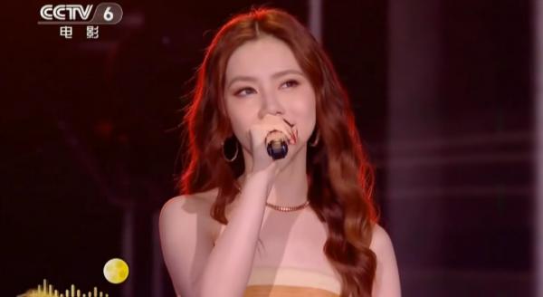 央視中秋晚會明星感情關係：一對情侶、兩對舊愛、四對“情敵”