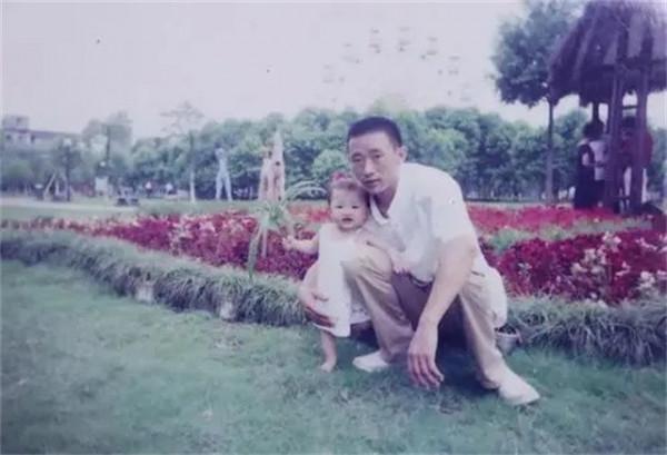 姐弟相繼患上漸凍症，父親多次想自殺，13歲少女的遺書讓人淚目