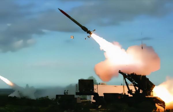 俄新式隱身轟炸機，將撕裂北約的防空體系