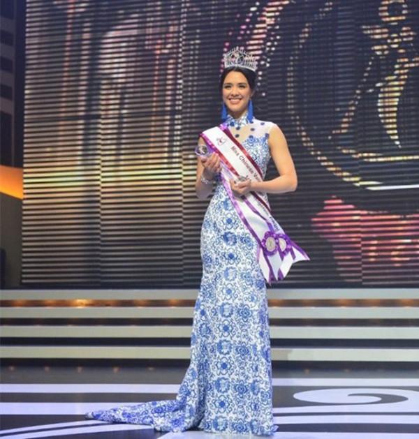 鍾麗緹女兒奪亞軍,關禮傑女兒選港姐,港圈星二代為何執著選美? 鍾麗緹女兒奪亞軍,關禮傑女兒選港姐,港圈星二代為何執著選美?