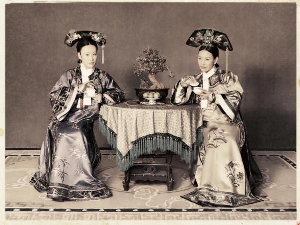 《如懿傳》復古風劇照遇上真實的清朝宮廷照片