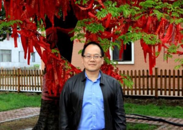 張學良長孫張居信：斯坦福畢業努力學中文，與郭松齡後人化解恩怨