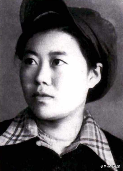 人民幣上的女拖拉機手：73歲才知原型是自己，因一張照片怒告報社