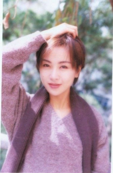 “短髮女神”袁潔瑩：曾迷倒郭富城劉鑾雄的她，如今卻皈依佛門