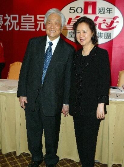 三年兩次自殺,搶別人老公,比瓊瑤劇更毀三觀的是瓊瑤 三年兩次自殺,搶別人老公,比瓊瑤劇更毀三觀的是瓊瑤