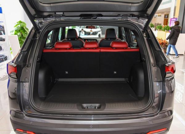 家裡人口少,買輛小型SUV就行,這三款省油、耐用、舒適、空間大 家裡人口少,買輛小型SUV就行,這三款省油、耐用、舒適、空間大