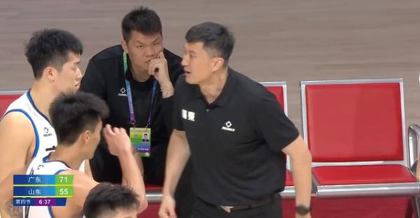 不滿意!杜鋒怒批5名年輕球員 預測爭冠形勢十分嚴峻 將起用神投手 不滿意!杜鋒怒批5名年輕球員 預測爭冠形勢十分嚴峻 將起用神投手