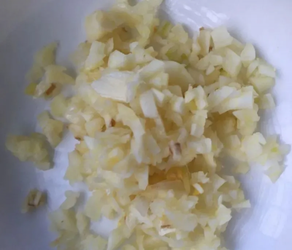 香辣家常豆腐:此菜一上桌,米飯不夠吃 香辣家常豆腐:此菜一上桌,米飯不夠吃