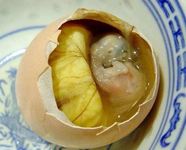 中國各地的十大“黑暗料理”，你吃過幾種？