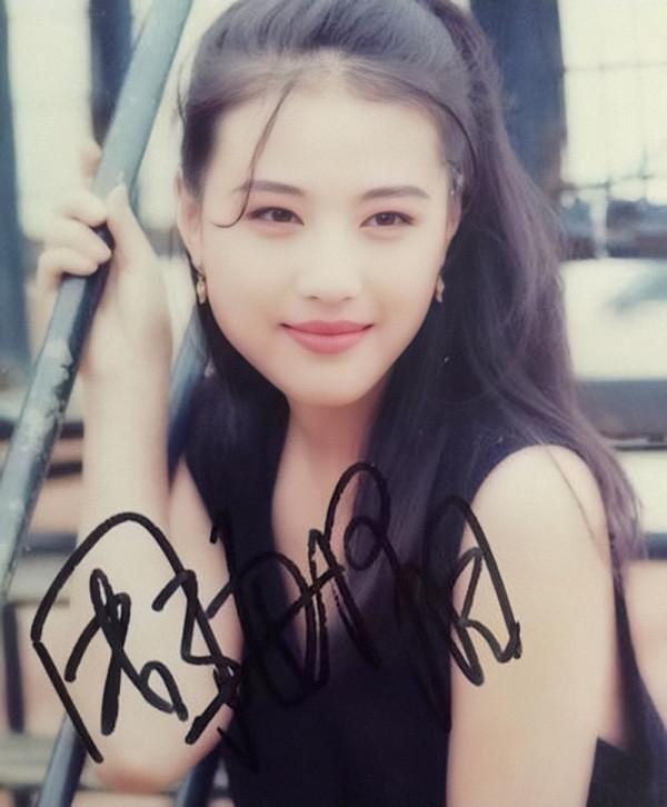 把女二硬生生演成女一的女明星，個個演技派，小到27歲大到55歲