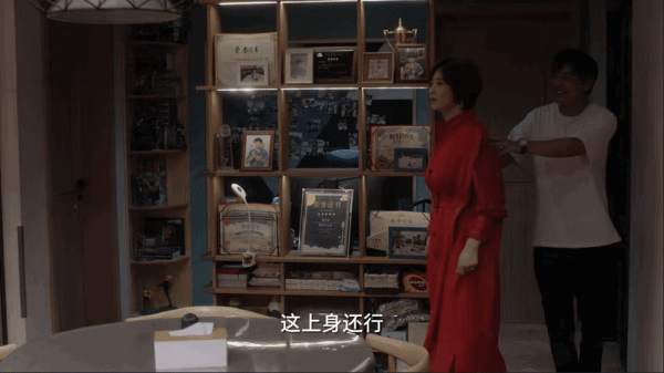 難穿衣被豔壓,明明已經瘦成了麻桿,大骨架小臉蛋卻讓她們顯太壯 難穿衣被豔壓,明明已經瘦成了麻桿,大骨架小臉蛋卻讓她們顯太壯