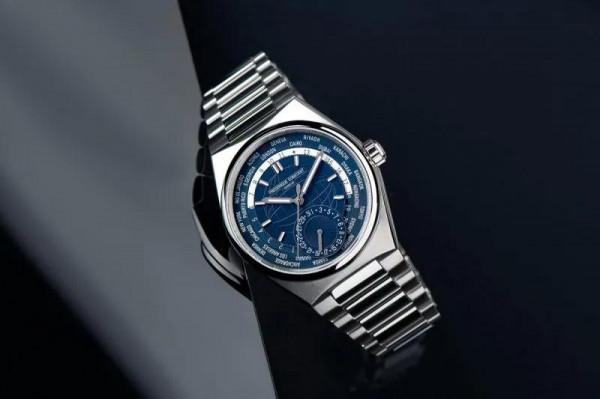奢華旅伴：Highlife Worldtimer Manufacture自制機芯世界時區腕錶