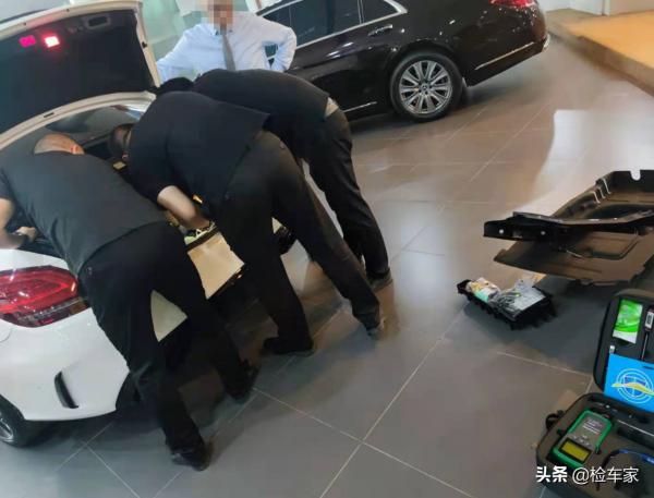 不是最純正的AMG又如何？這輛才開2年的賓士C43被外地買家秒定