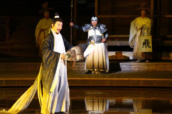 把皇位傳給弟弟，這樣的結果好還是不好