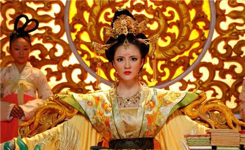 李隆基晚年身邊為何會這麼多奸臣? 李隆基晚年身邊為何會這麼多奸臣?