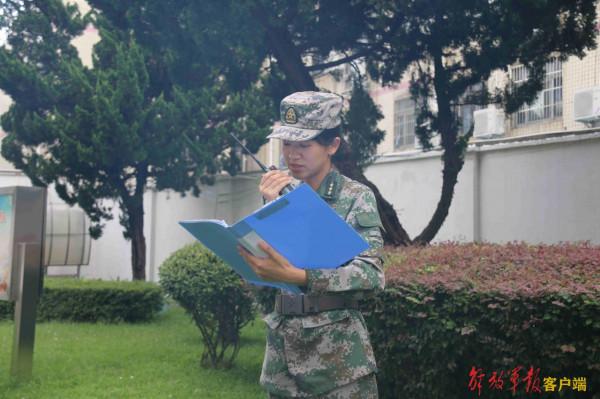 銀線纏繞的青春：通訊兵的365天