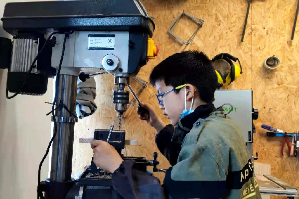 旅行教育怎麼做?一位清華父親400天親子環中國教育實踐 旅行教育怎麼做?一位清華父親400天親子環中國教育實踐