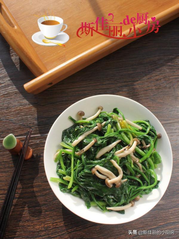 菠菜和它是絕配,簡單鮮美又營養,炒一炒5分鐘就出鍋,總吃不膩 菠菜和它是絕配,簡單鮮美又營養,炒一炒5分鐘就出鍋,總吃不膩