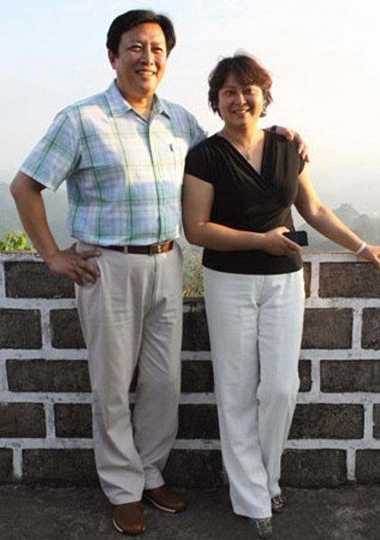 唐國強的女兒唐亮:生母悲情早逝,她在淚水中理解父親和繼母 唐國強的女兒唐亮:生母悲情早逝,她在淚水中理解父親和繼母