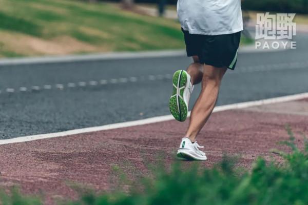 裝備|輕量 OR 緩震?這道題你選對了嗎? 裝備|輕量 OR 緩震?這道題你選對了嗎?