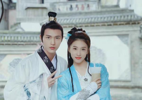 《聞香識公子》被群嘲？景甜被修成大頭娃娃魚，龔俊懸浮外太空？