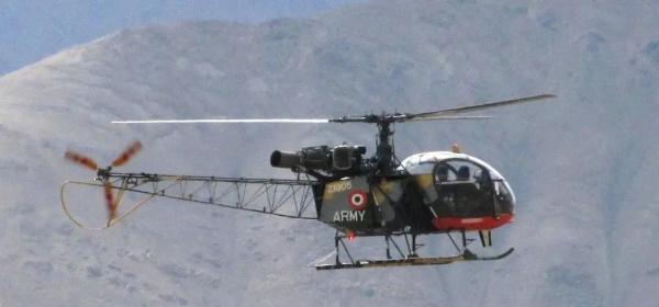 什麼情況?邊境突傳一聲巨響,印軍機離奇墜地,2飛行員當場死亡 什麼情況?邊境突傳一聲巨響,印軍機離奇墜地,2飛行員當場死亡