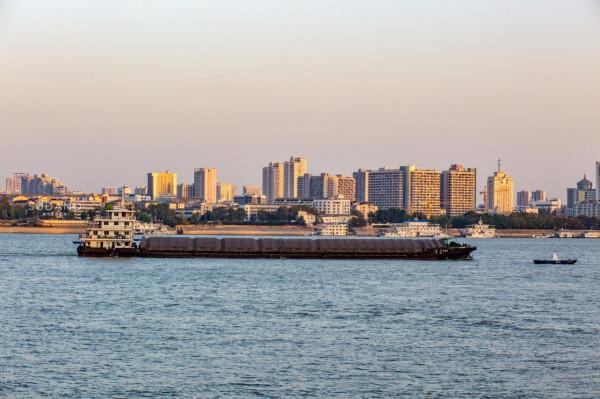 沒有長江，武漢未必就是“大武漢”！中國江城中的獨一無二