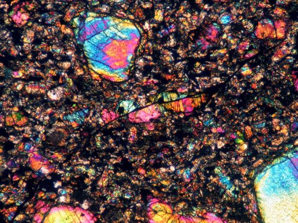 提森特（Tissint）火星隕石薄片