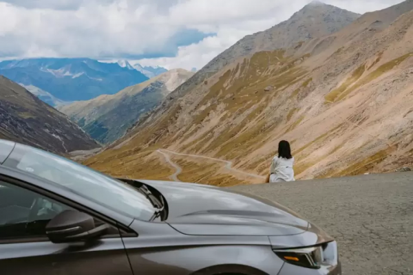 開2021最火的網紅車，打卡最熱的川西網紅店