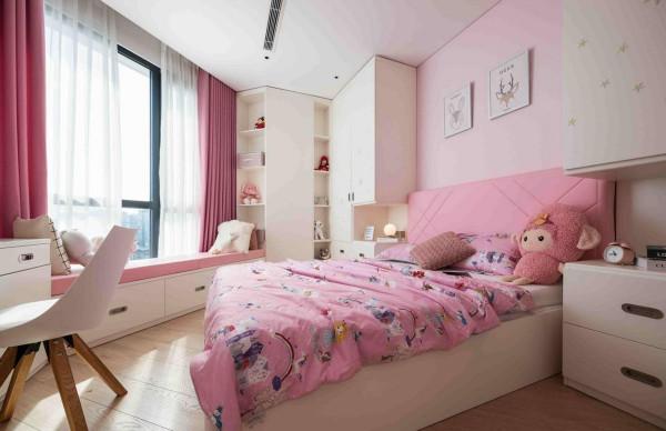 面對大橫廳,思前想後還是決定不保留,中間封道玻璃門拆成2間房 面對大橫廳,思前想後還是決定不保留,中間封道玻璃門拆成2間房