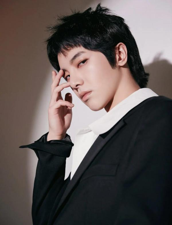 華晨宇 帥氣寫真 華晨宇 帥氣寫真