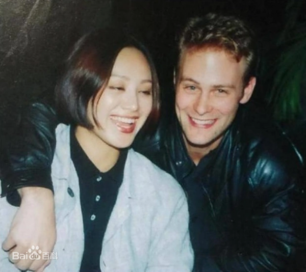 演員寧靜：兩段失敗的婚姻，49歲只談戀愛不想再婚