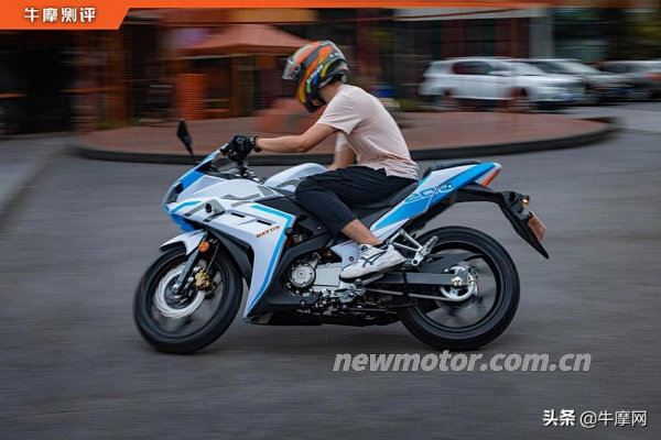 萬元內仿賽分享 大運天鏨200R青春版