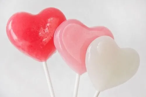 40歲殷桃遇上41歲章子怡，竟穿同款長裙，真嫩還是裝嫩一目瞭然