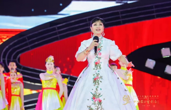 豐收笑聲 百年留聲 大地回聲 時代呼聲——2021中國農民豐收節第四屆中國農民電影節開幕晚會盛大舉辦 豐收笑聲 百年留聲 大地回聲 時代呼聲——2021中國農民豐收節第四屆中國農民電影節開幕晚會盛大舉辦