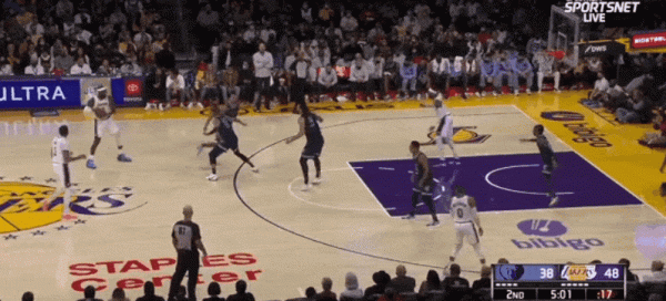 肥強:在湖人隊,安東尼終於讓“奧運甜瓜”的神話在NBA成真 肥強:在湖人隊,安東尼終於讓“奧運甜瓜”的神話在NBA成真