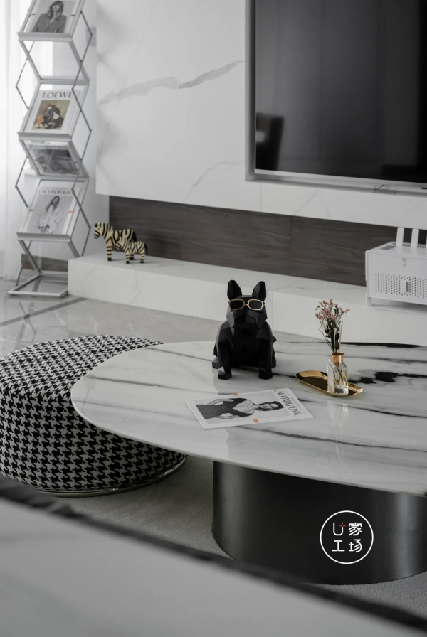 圍觀時尚博主的家!三個設計原則讓精裝房大放異彩 圍觀時尚博主的家!三個設計原則讓精裝房大放異彩